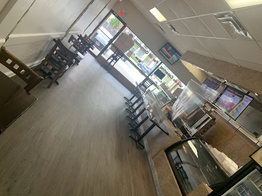 Photo of Top Grill Shawarma - 1900 Lakeshore Rd W, Mississauga, ON L5J 1J7